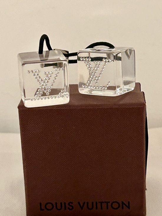 Louis Vuitton Accessories - Louis Vuitton Crystal Hair Cubes, Collectable, like New! In original box